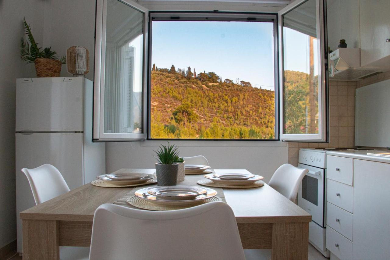 Summer Feel Suites Poros Town Eksteriør bilde