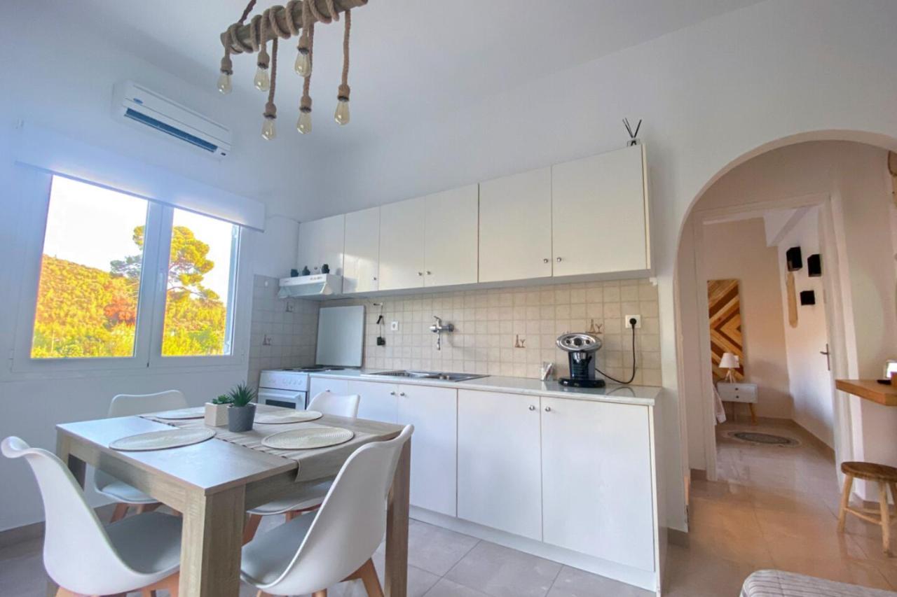 Summer Feel Suites Poros Town Eksteriør bilde