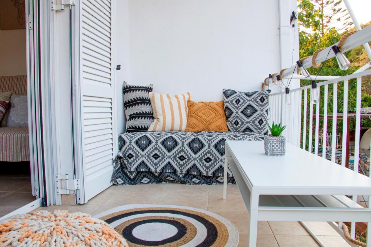 Summer Feel Suites Poros Town Eksteriør bilde