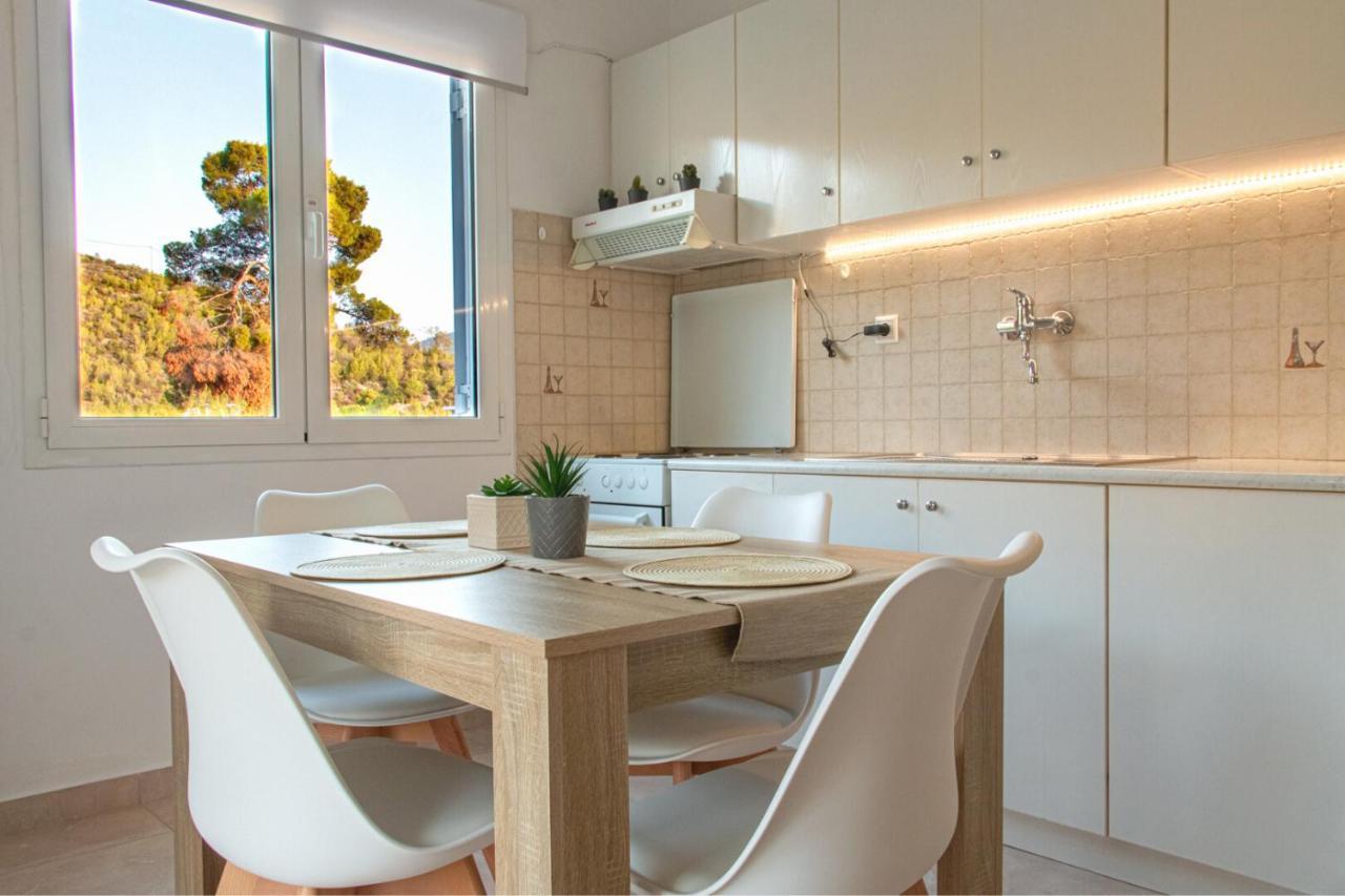 Summer Feel Suites Poros Town Eksteriør bilde