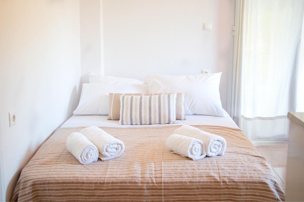 Summer Feel Suites Poros Town Eksteriør bilde